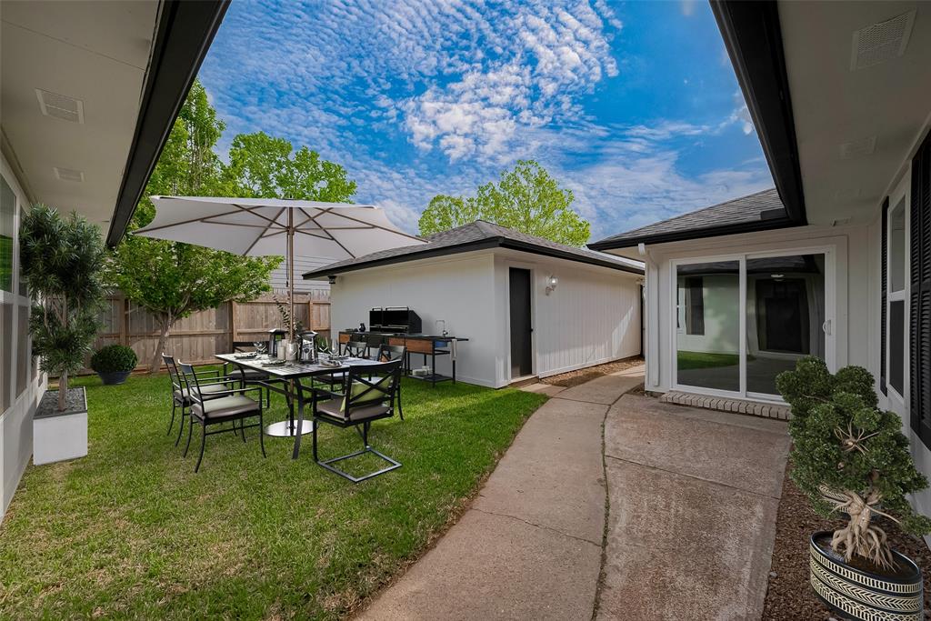 23319 Pennsgrove Road, Spring, Texas image 6