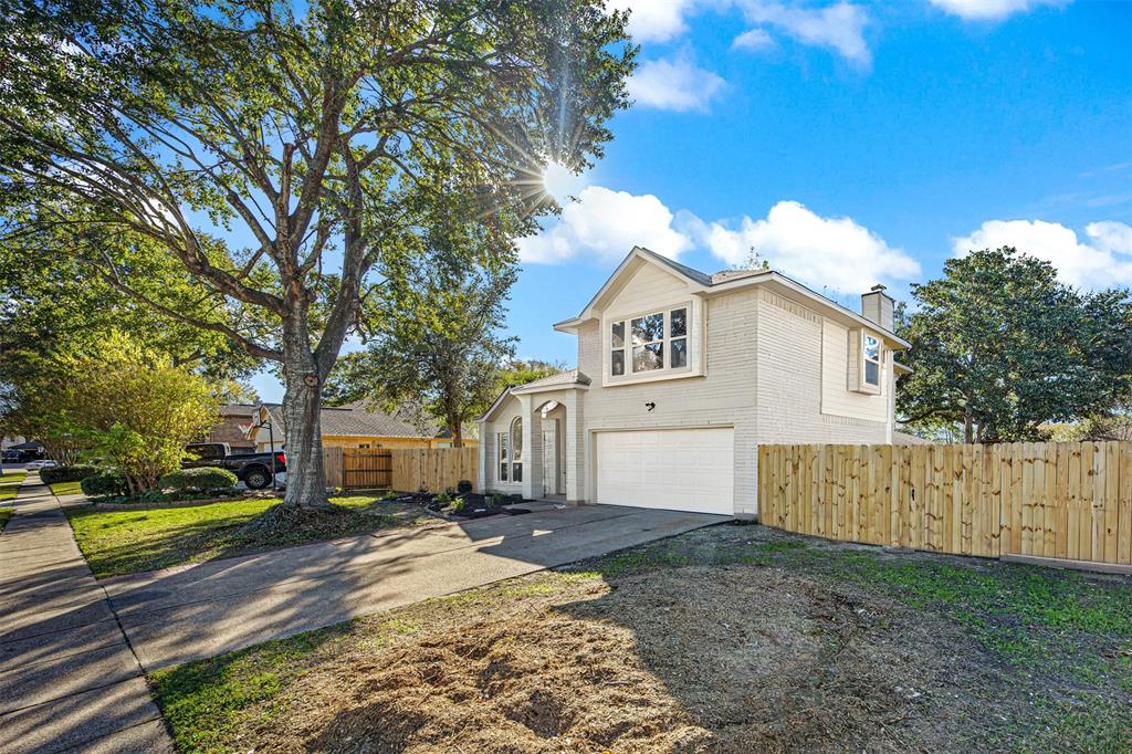 1410 Wesley Ln Ln, Deer Park, Texas image 3