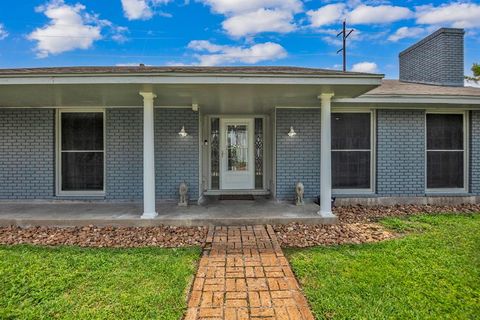Single Family Residence in Galveston TX 9 South Shore Drive 6.jpg