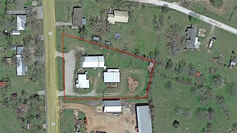 2233 Highway 90 Madisonville TX 77864