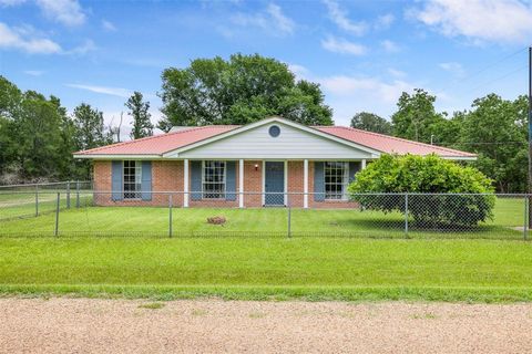 2715 Tinkler Street Rock Island TX 77470