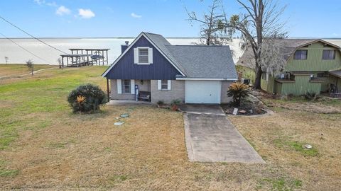 A home in Onalaska