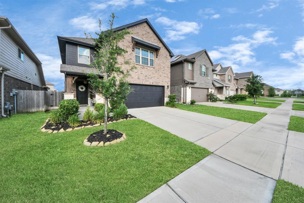 17719 White Lightning Way