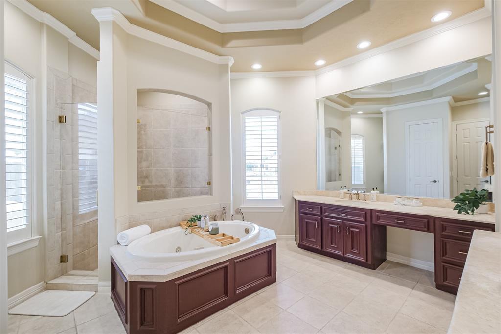 60 Waterford Pointe Circle, Sugar Land, Texas image 22