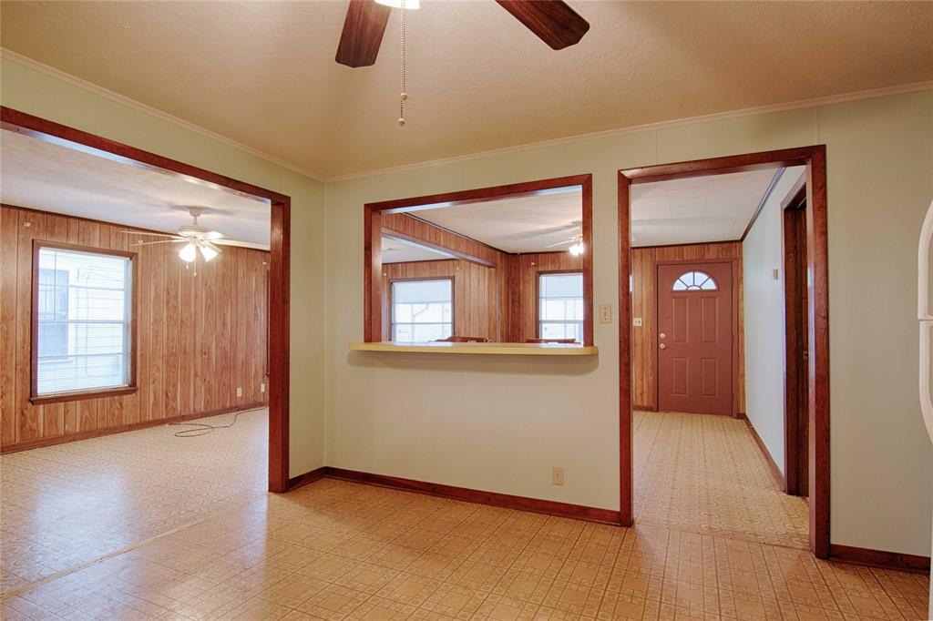 1116-C Simpson Street, Schulenburg, Texas image 9