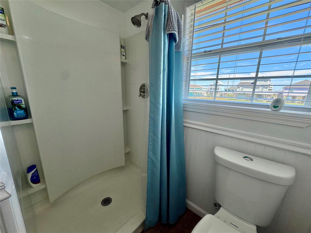118 Sandpiper Avenue, Surfside Beach, Texas image 15