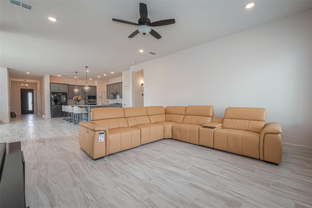 2203 Crystal Reef Court, Rosenberg, Texas image 17