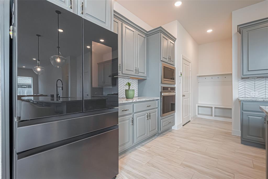 2203 Crystal Reef Court, Rosenberg, Texas image 6