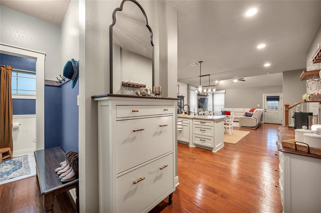 10252 Sunset Lane