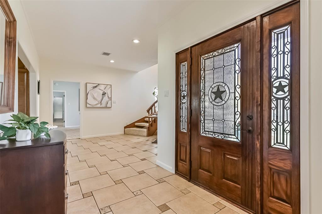 307 Crestwood Drive