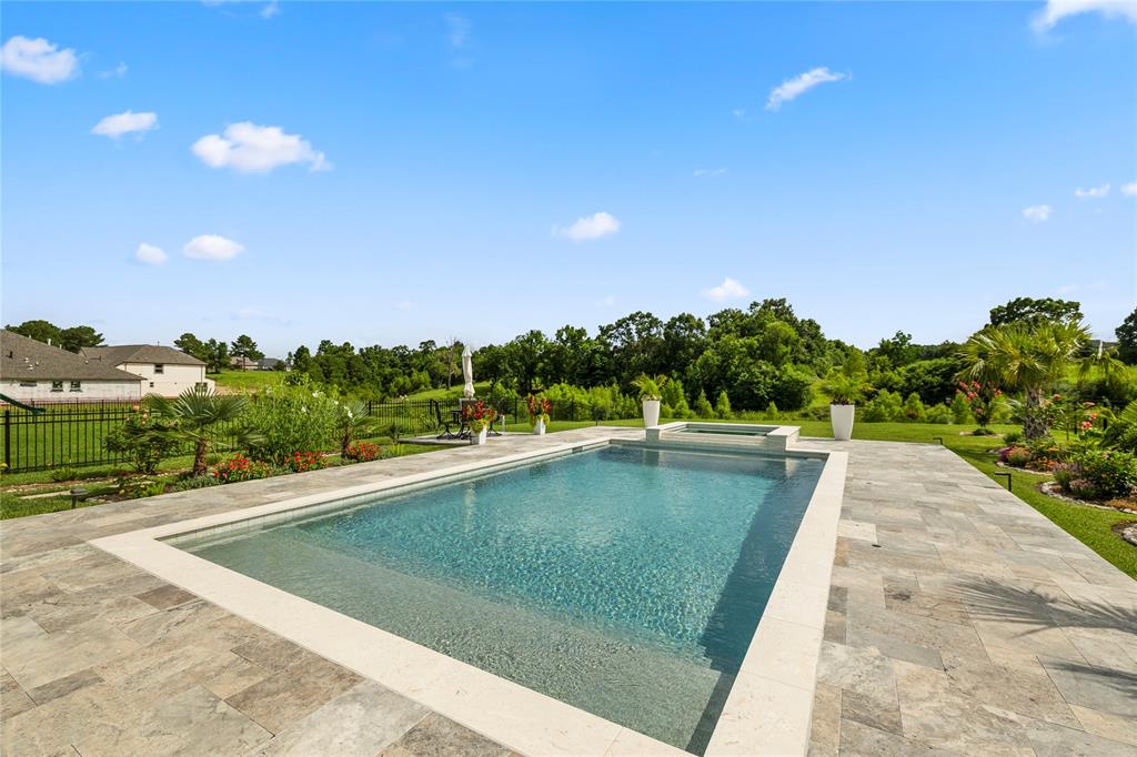 250 Peninsula Point Drive