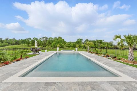250 Peninsula Point Drive Montgomery TX 77356