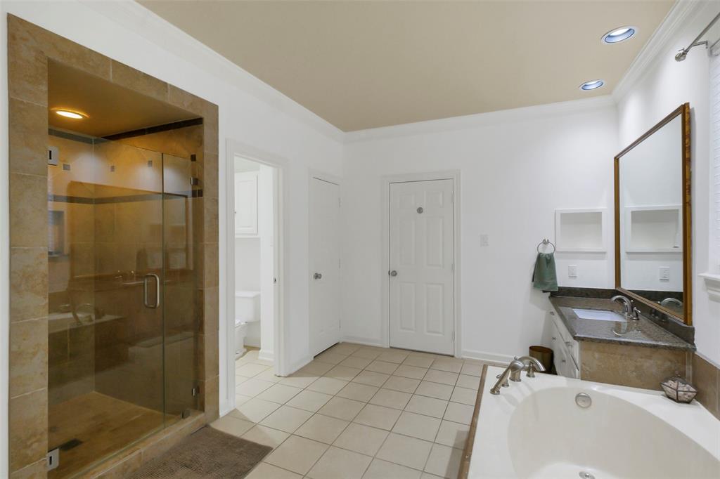 1642 Kelliwood Oaks Drive, Katy, Texas image 25