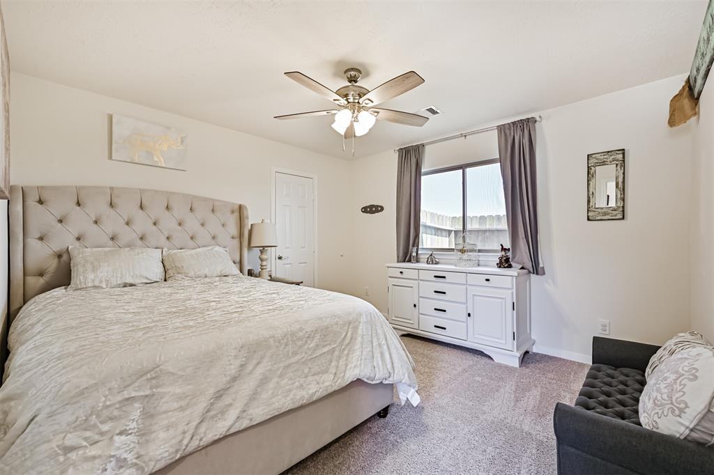 3301 Bastian Road, Dickinson, Texas image 38