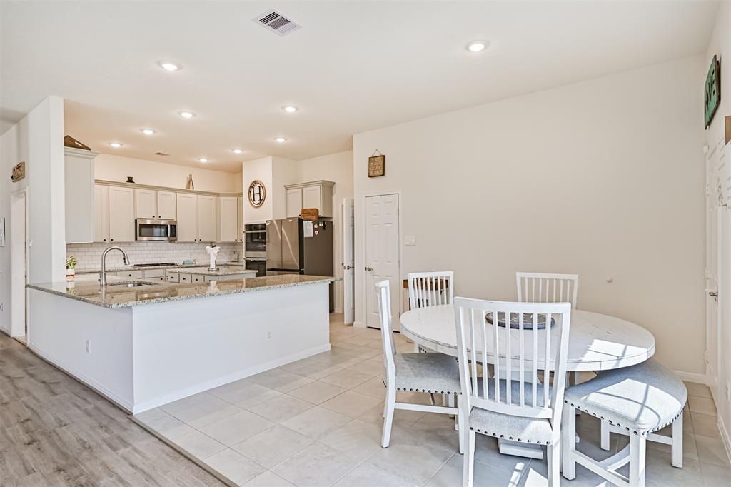 3301 Bastian Road, Dickinson, Texas image 22
