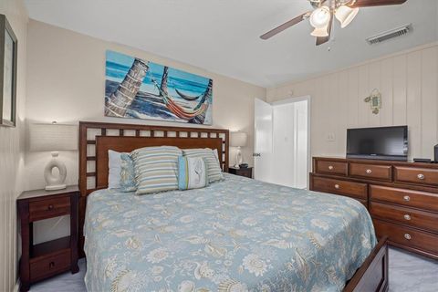 Single Family Residence in Galveston TX 4227 Ghost Crab Lane 22.jpg