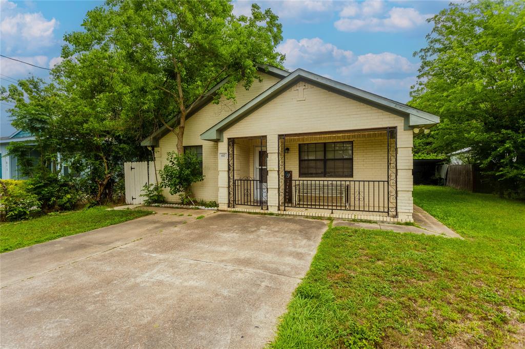 817 Grunwald Heights Boulevard, Rosenberg, Texas image 1