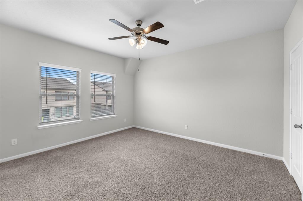 3313 Rainflower Springs Lane, Rosenberg, Texas image 17