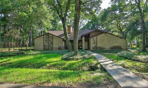 Single Family Residence in Houston TX 15427 Oaklawn Park Drive 3.jpg