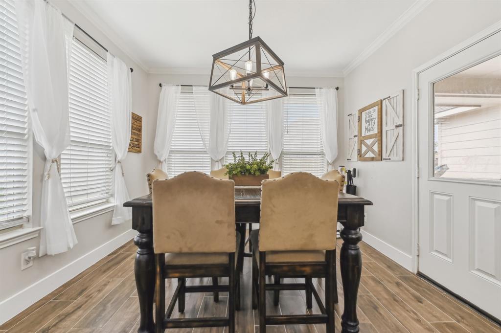 8906 Hummingbird Glen Court, Tomball, Texas image 9