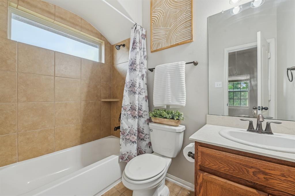 8906 Hummingbird Glen Court, Tomball, Texas image 40