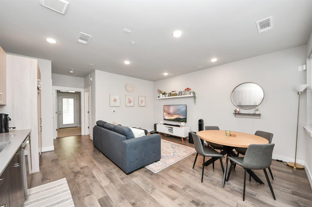 4819 Caroline Street #102, Houston, Texas image 14