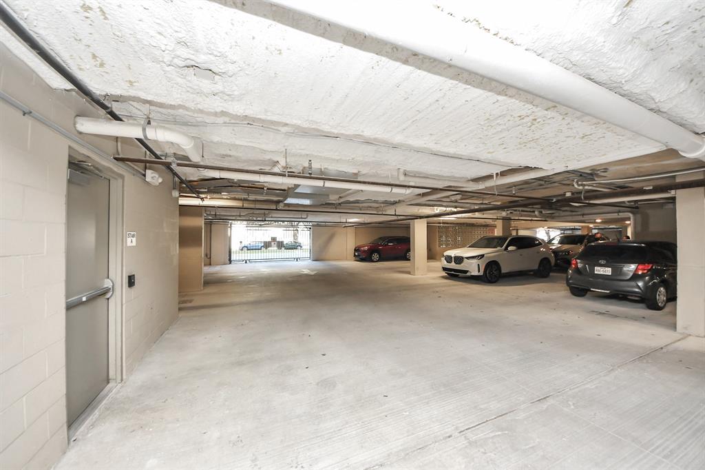 4819 Caroline Street #102, Houston, Texas image 35