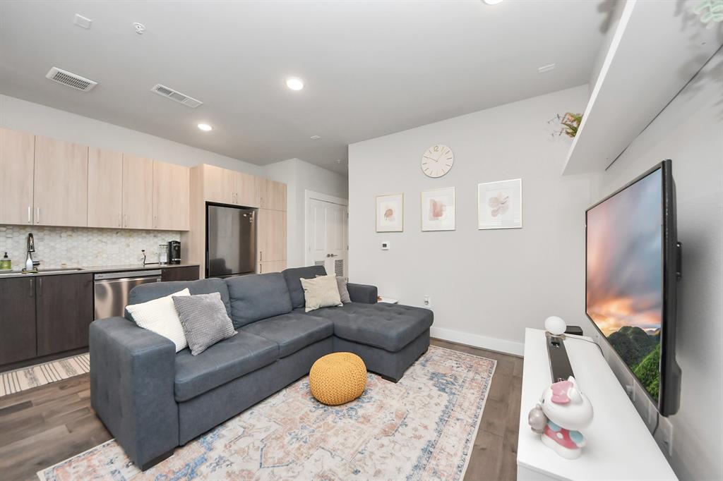 4819 Caroline Street #102, Houston, Texas image 13