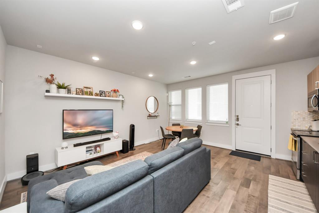 4819 Caroline Street #102, Houston, Texas image 15