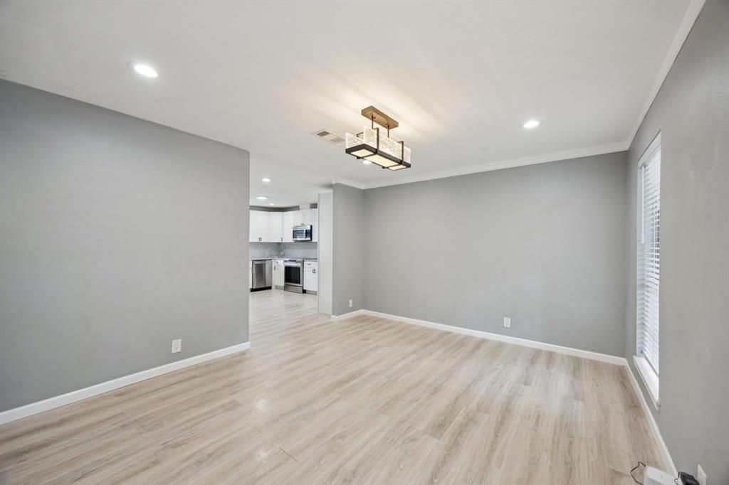 553 Cane River Lane