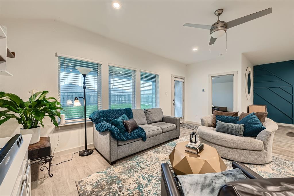 8015 House Bank Lane, Rosharon, Texas image 7