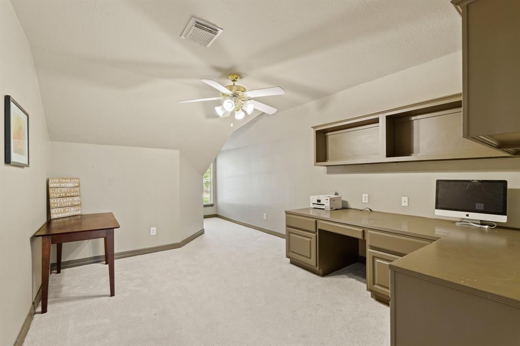 1915 Landon Point Circle, Katy, Texas image 31