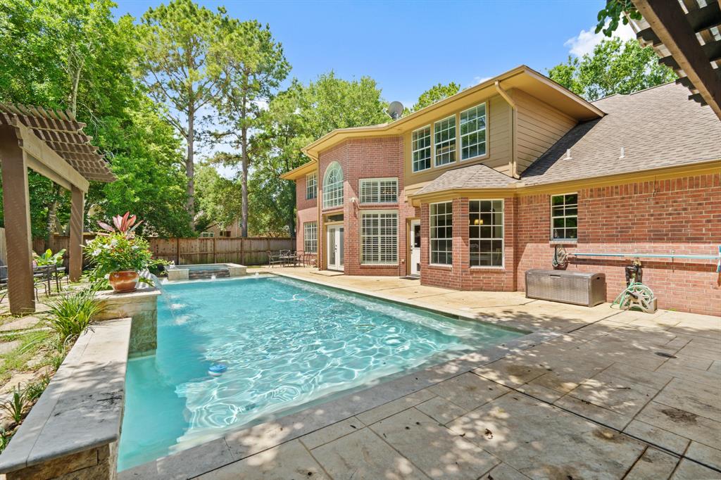 1915 Landon Point Circle, Katy, Texas image 38