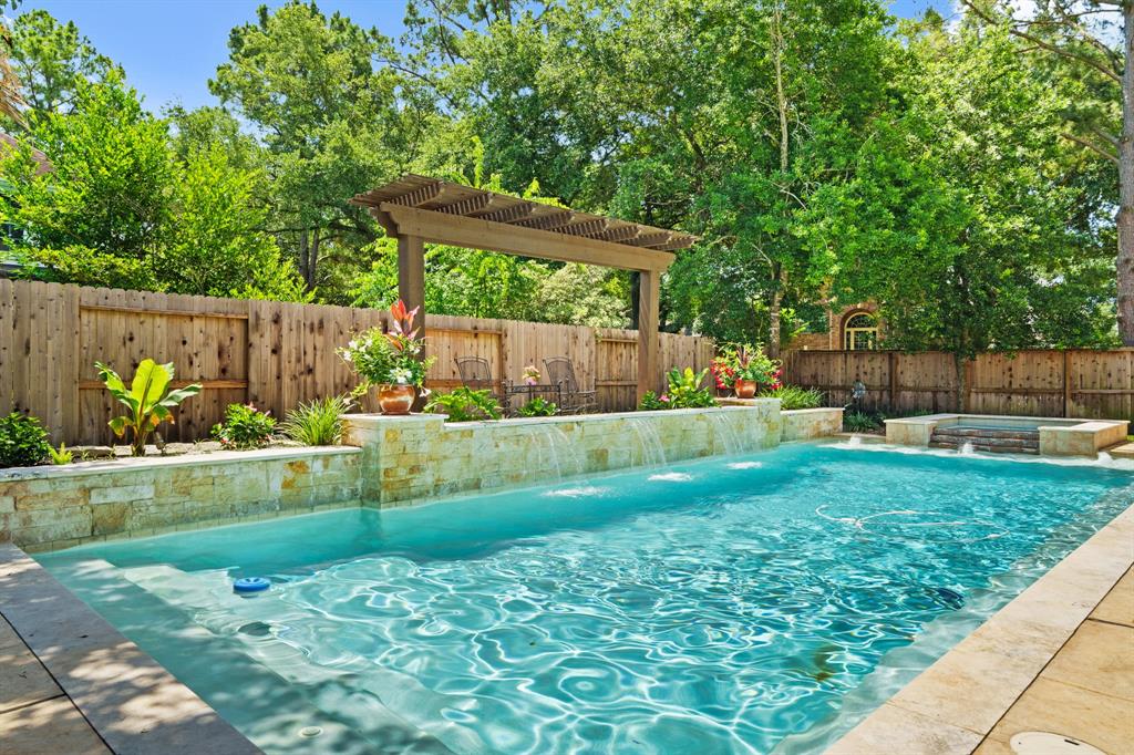 1915 Landon Point Circle, Katy, Texas image 5
