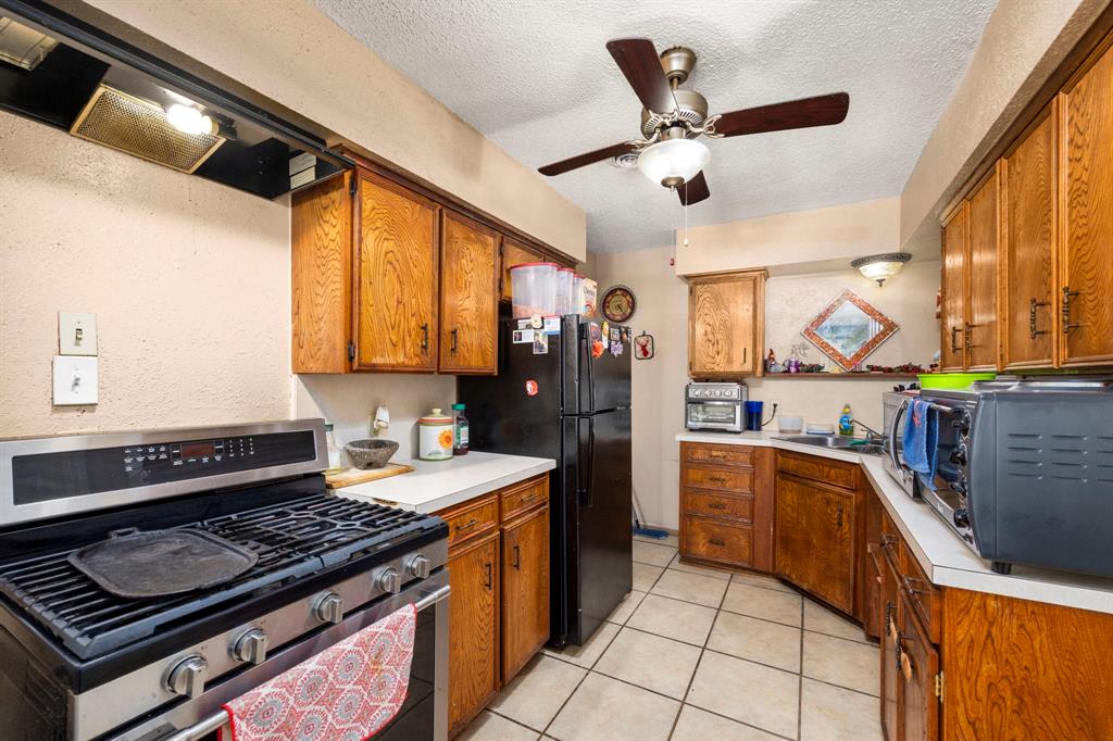 12337 Kayla Lane, Houston, Texas image 11