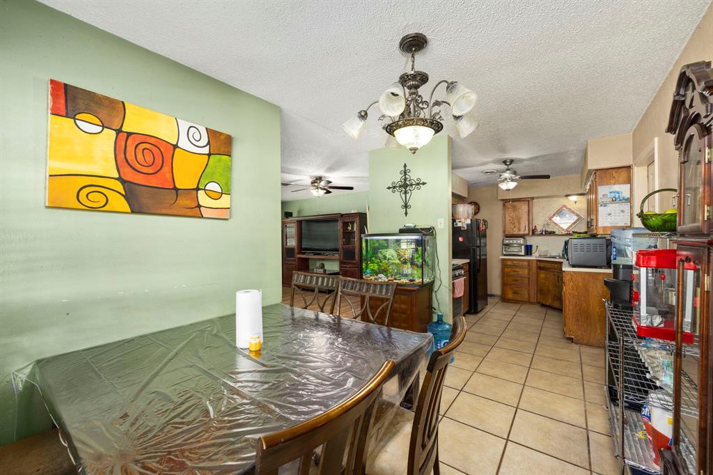 12337 Kayla Lane, Houston, Texas image 9
