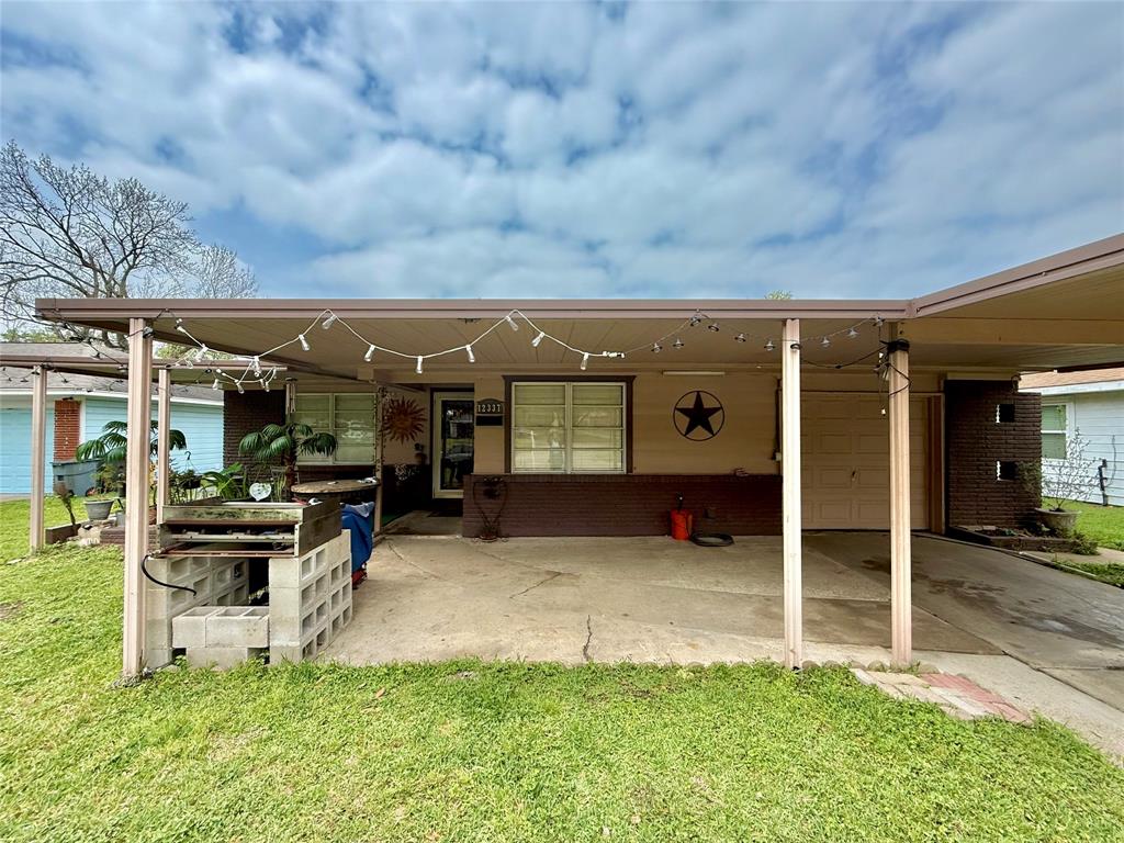 12337 Kayla Lane, Houston, Texas image 2