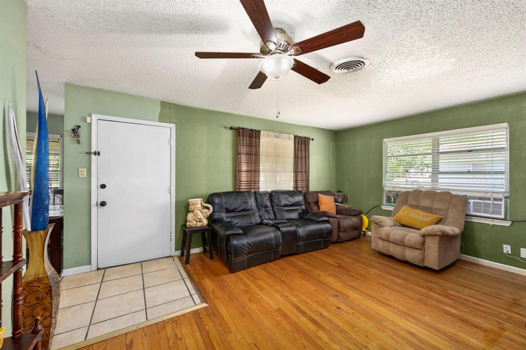12337 Kayla Lane, Houston, Texas image 5
