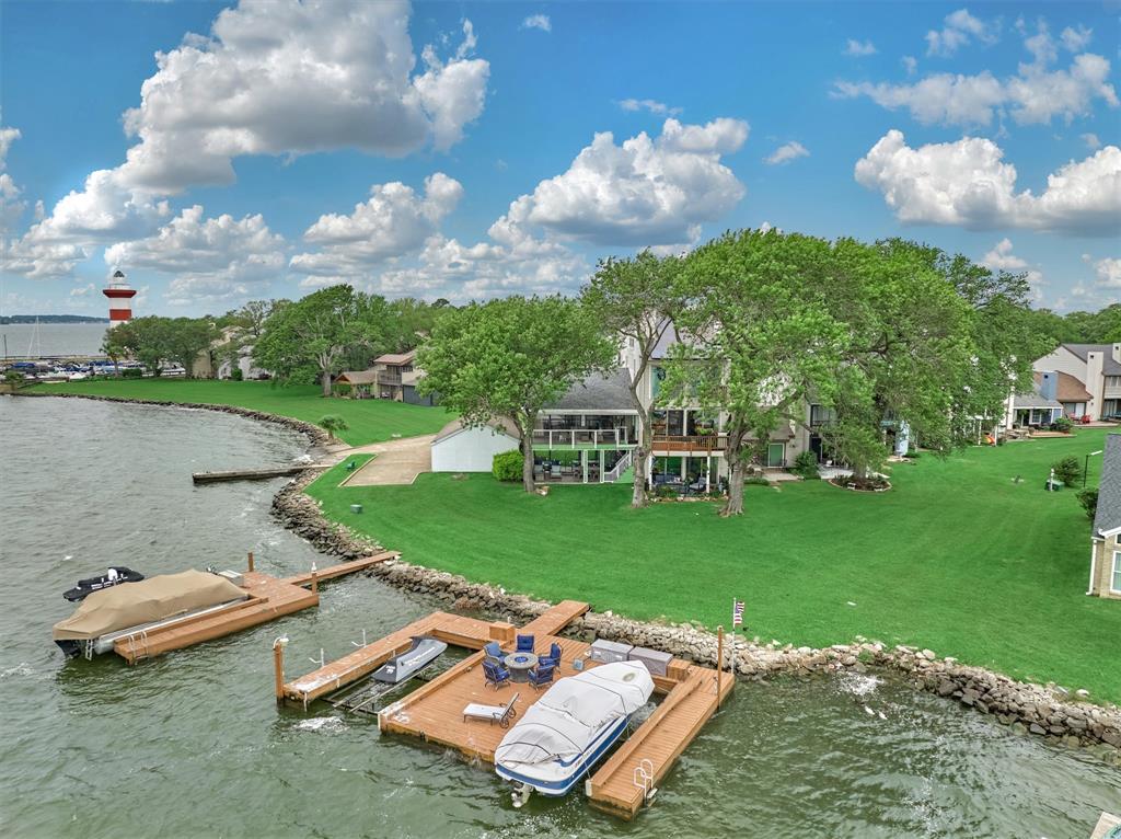 2012 Lakewood Court, Willis, Texas image 5