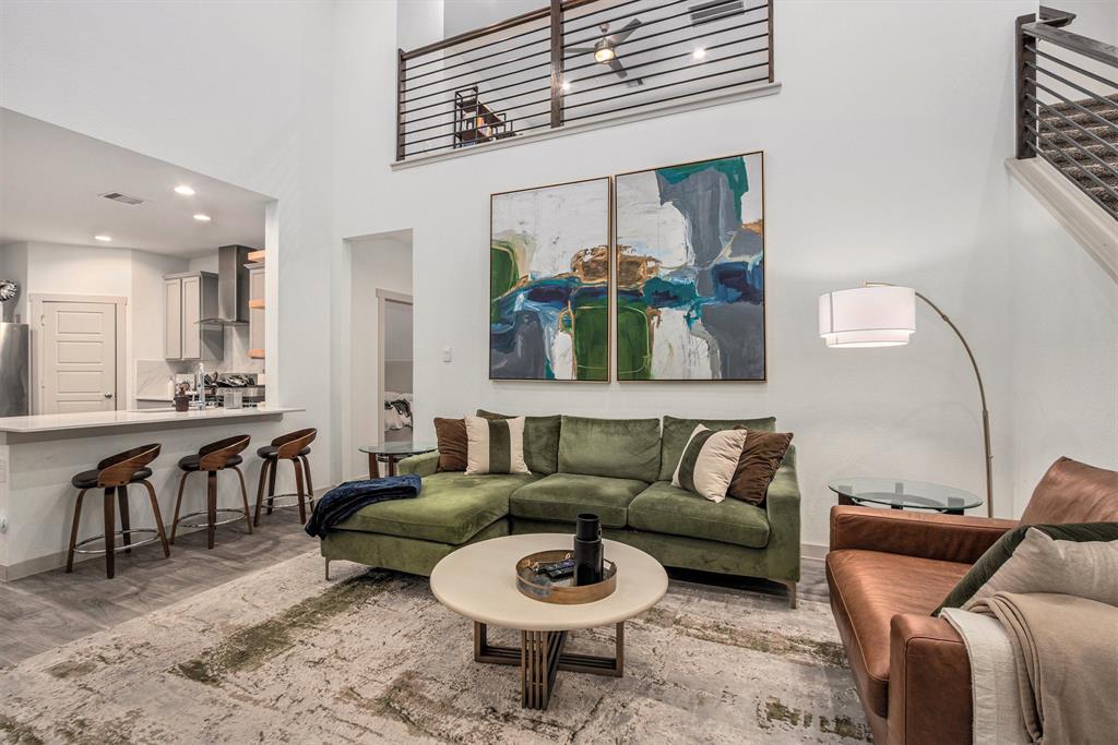 12810 Barnsbury Lane