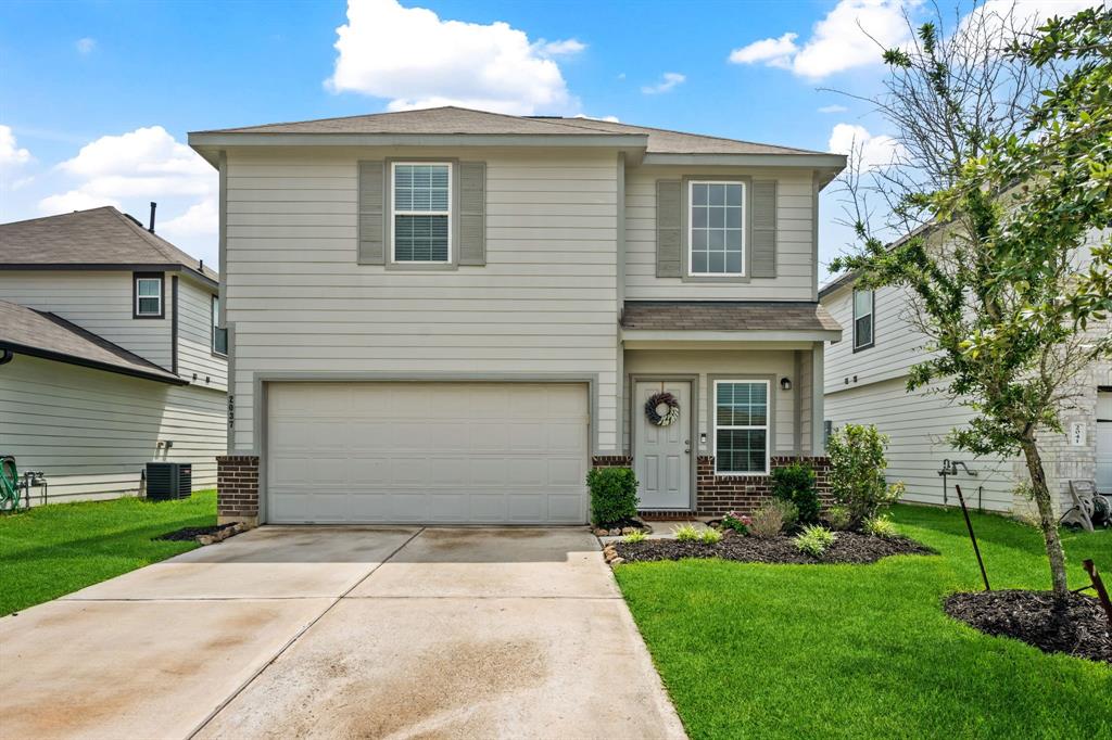 2037 Muggy Lane, Conroe, Texas image 1