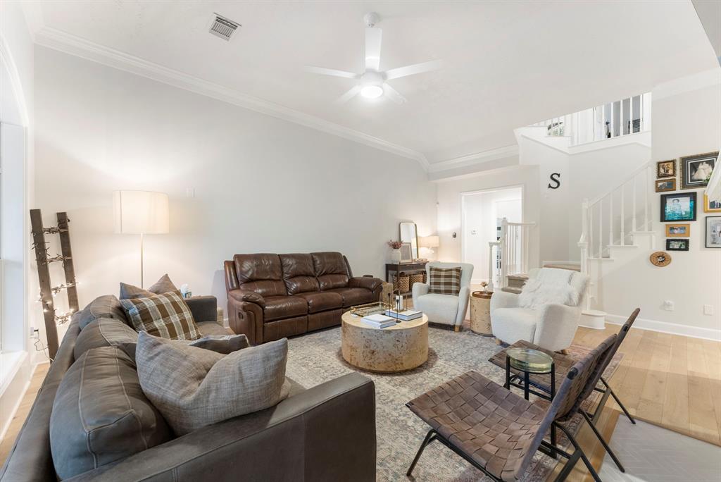 6 Cranberry Bend, The Woodlands, Texas image 25