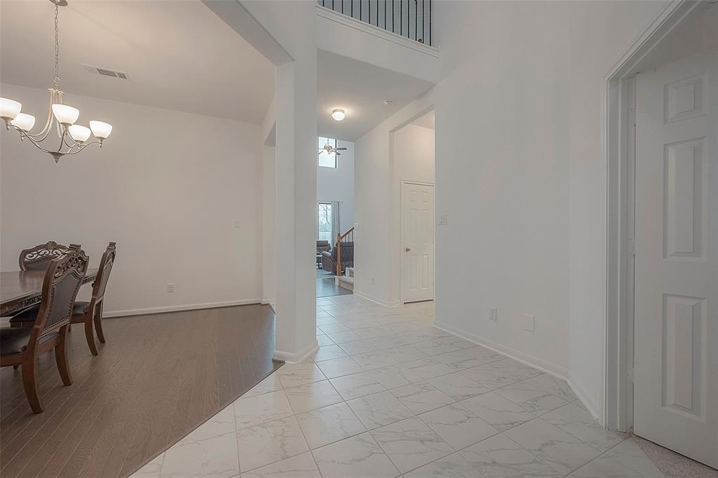 2811 San Bernard Drive, Fresno, Texas image 4