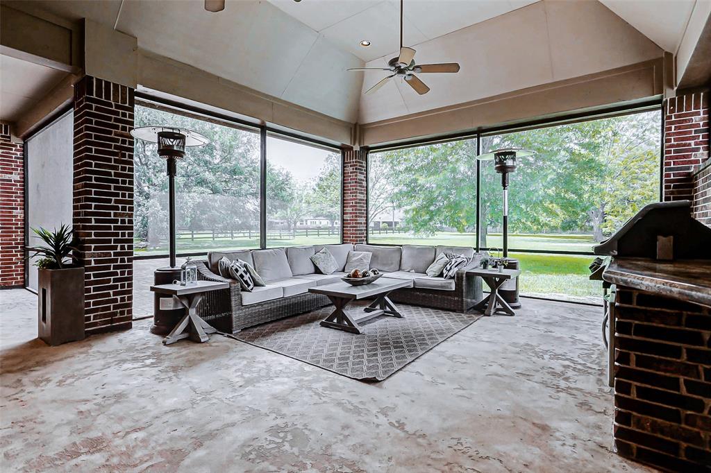 3623 Wellspring Lake Drive, Fulshear, Texas image 38
