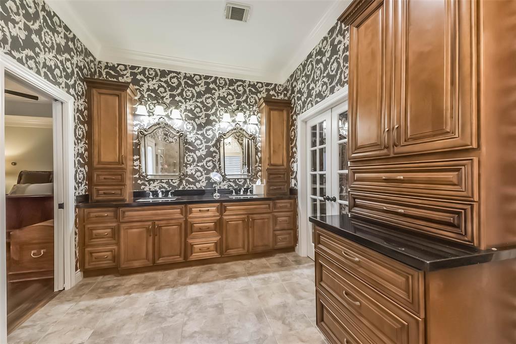 2214 Kings Trail, Kingwood, Texas image 26