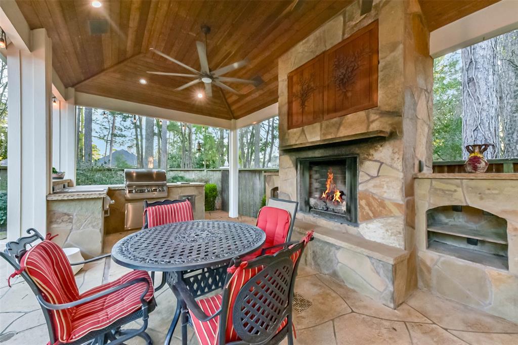 2214 Kings Trail, Kingwood, Texas image 37