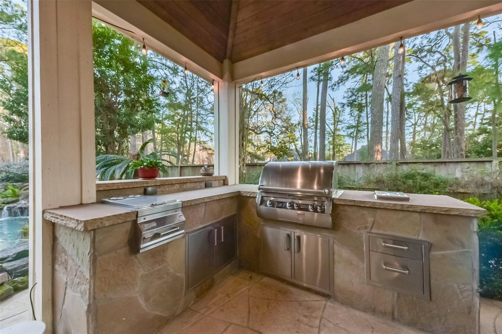 2214 Kings Trail, Kingwood, Texas image 45