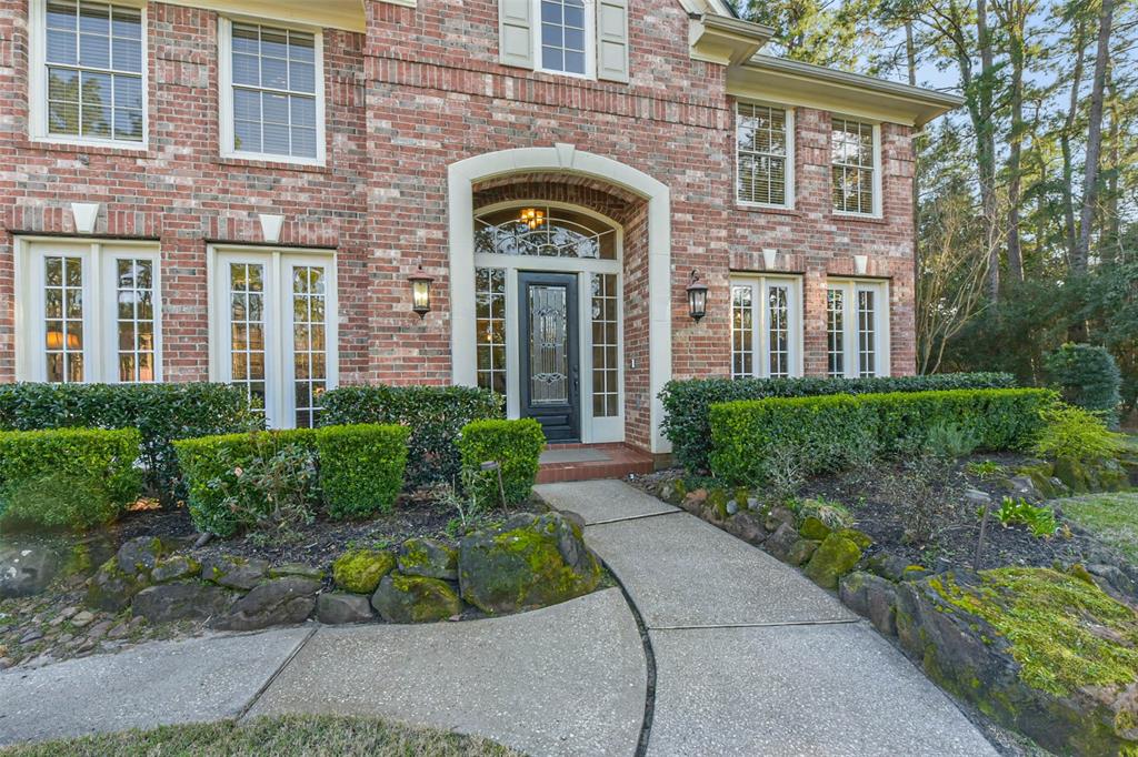 2214 Kings Trail, Kingwood, Texas image 5