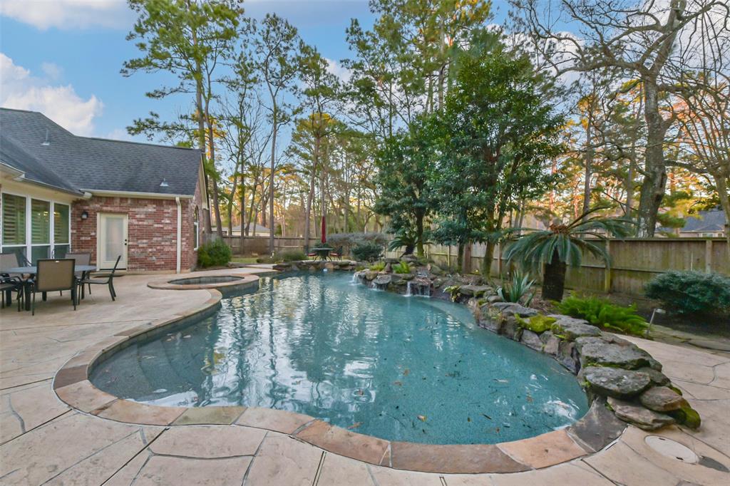2214 Kings Trail, Kingwood, Texas image 44