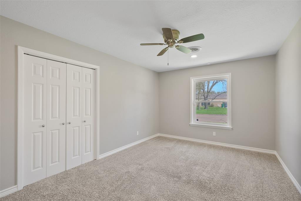 2008 Kirk Drive, Brenham, Texas image 20